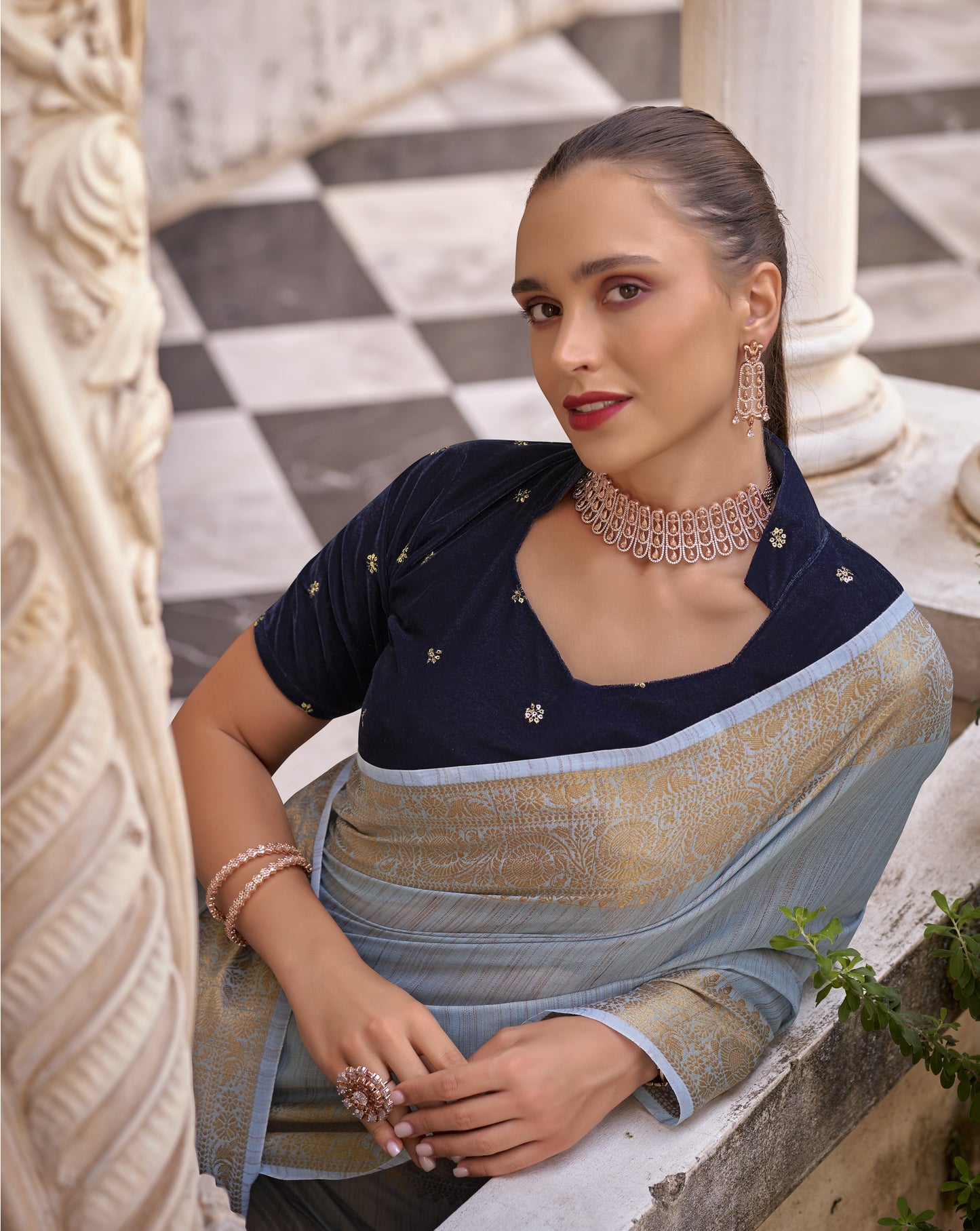 Unveiling the Grace of Tissue Linen Saree A Perfect Blend of Tradition & Elegance