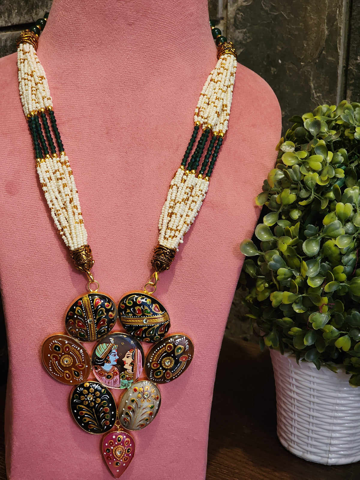 Krishna Pendant Set