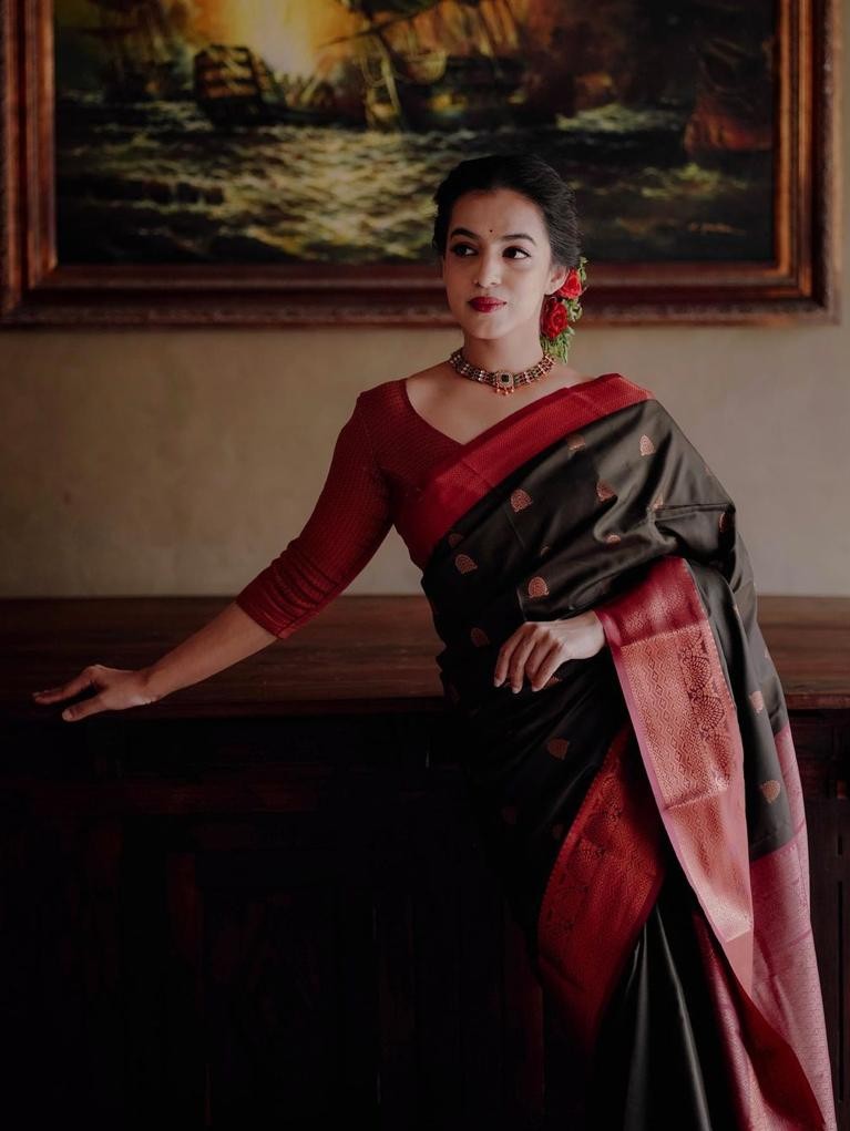 Semi Silk Kanjeevaram Elegant Design Saree