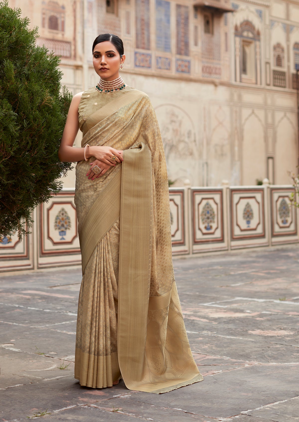 Timeless Beauty Carpe Silk Saree for Graceful Elegance