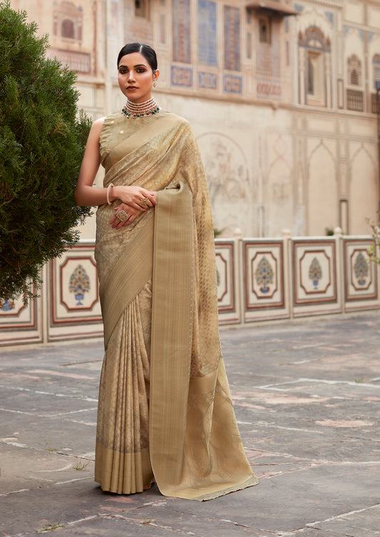 Timeless Beauty Carpe Silk Saree for Graceful Elegance
