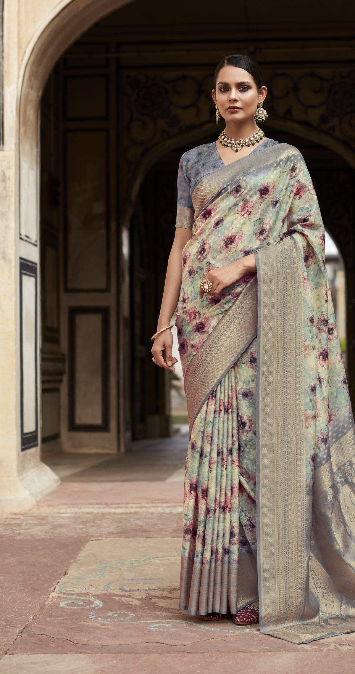Timeless Beauty Carpe Silk Saree for Graceful Elegance