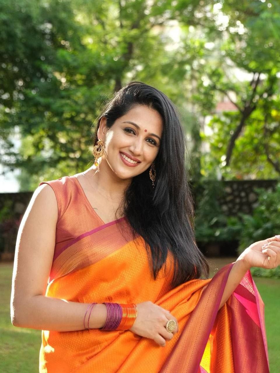 Semi Silk Kanjeevaram Elegant Design Saree