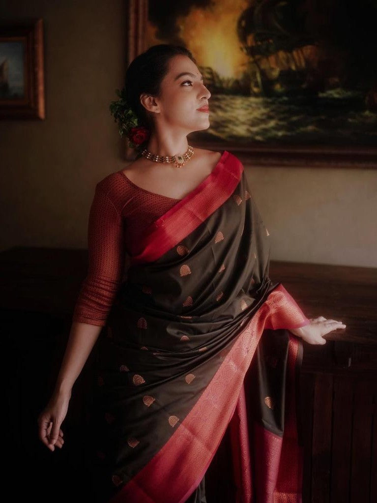 Semi Silk Kanjeevaram Elegant Design Saree