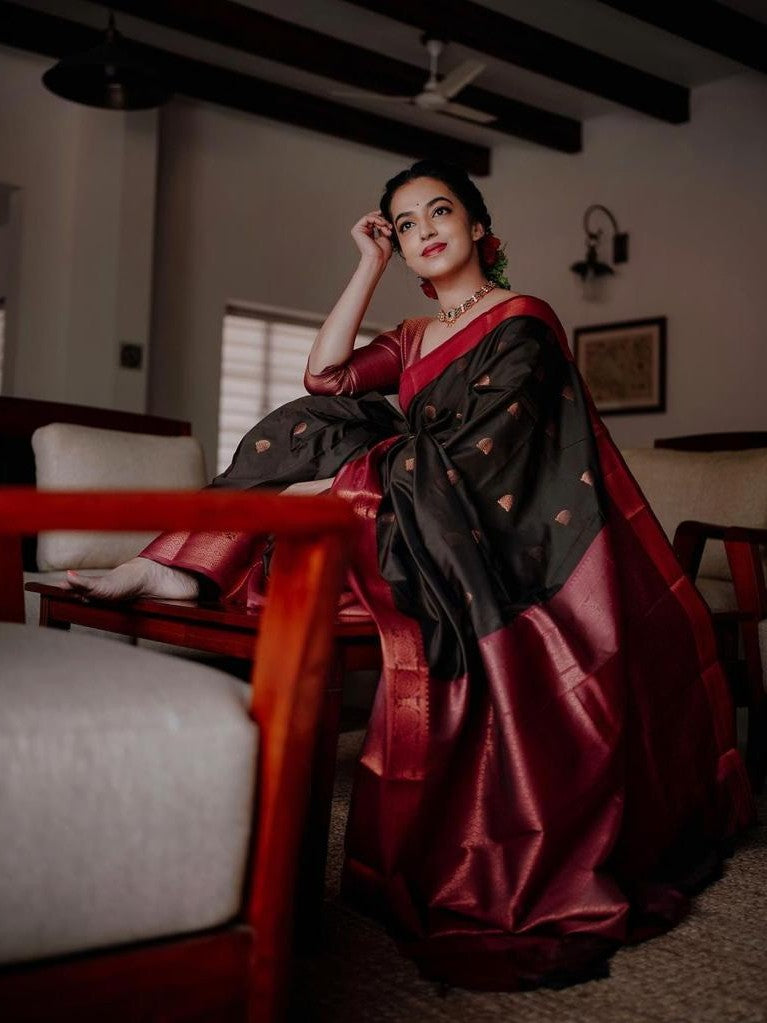 Semi Silk Kanjeevaram Elegant Design Saree