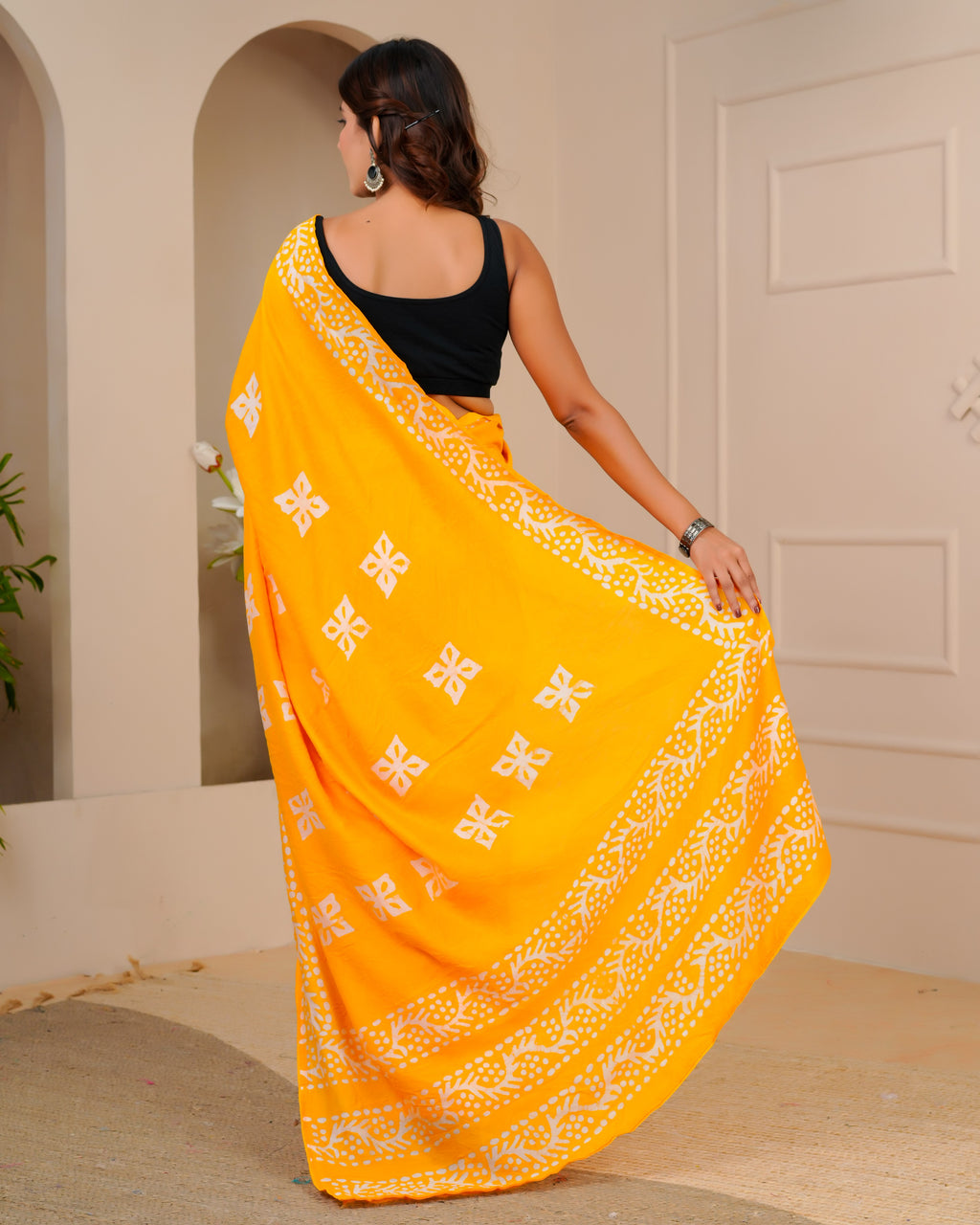 gid://shopify/Product/15453143466299