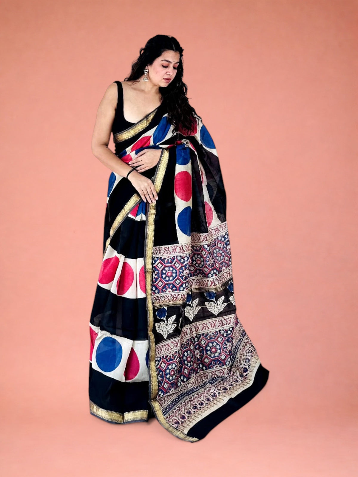 Rani Polka Noir Hand Block Printed Maheshwari Silk Saree 1074