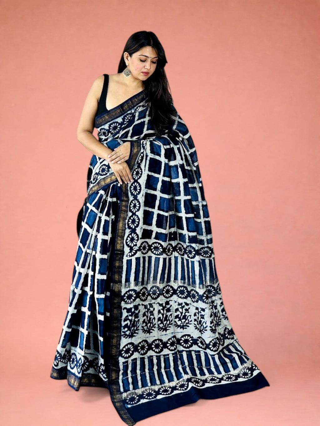 Indigo Chowkadi Checked Hand Block Printed Maheshwari Silk Saree 1087