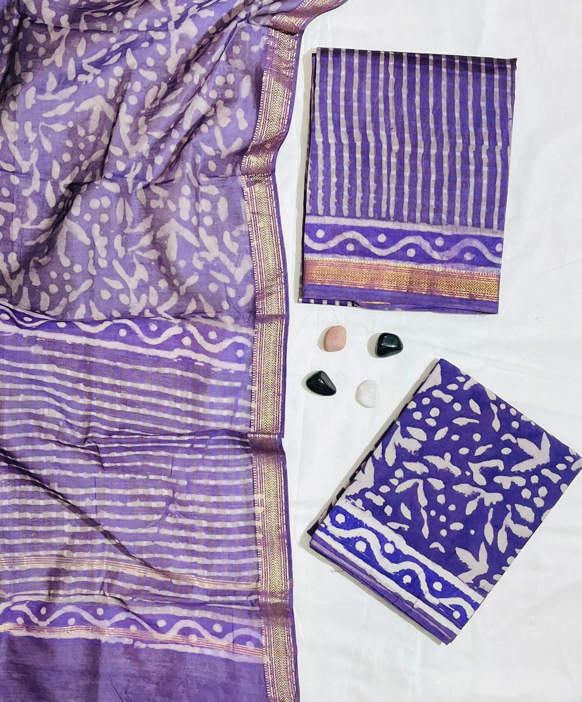 Traditional Batik & Striped Jamuni Purple Maheshwari Silk Unstitched Suit