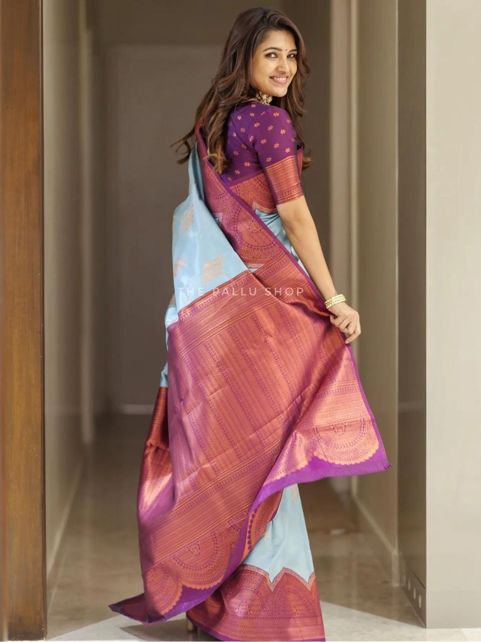 Semi Silk Kanjeevaram Elegant Sesign Saree