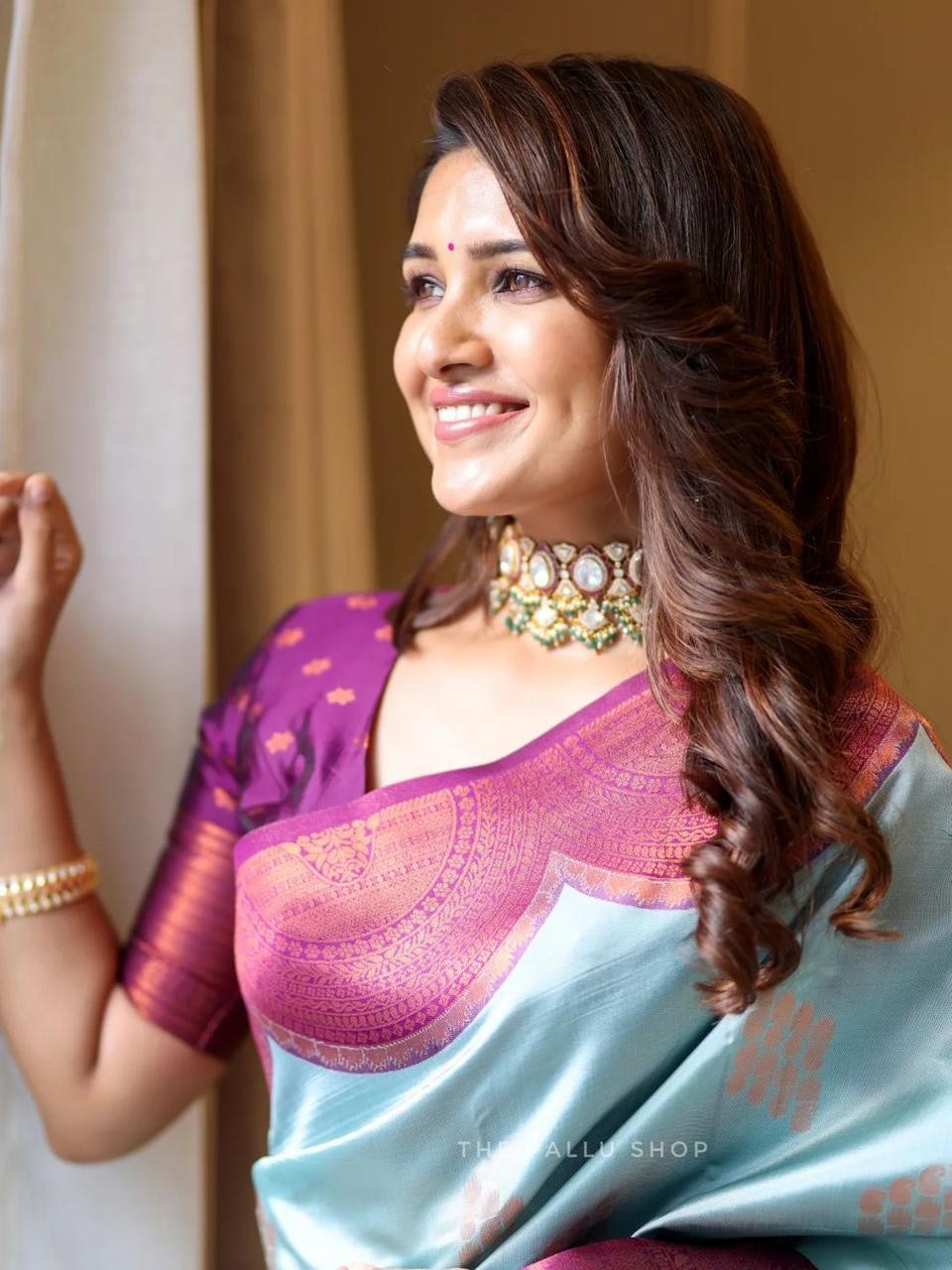 Semi Silk Kanjeevaram Elegant Sesign Saree