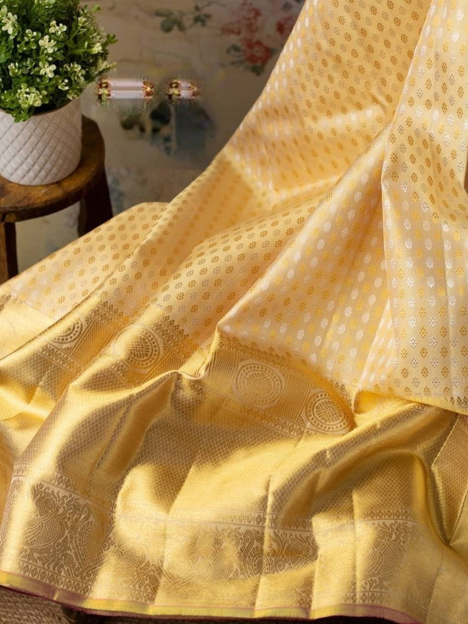 Semi Silk Kanjeevaram Elegant Design Saree