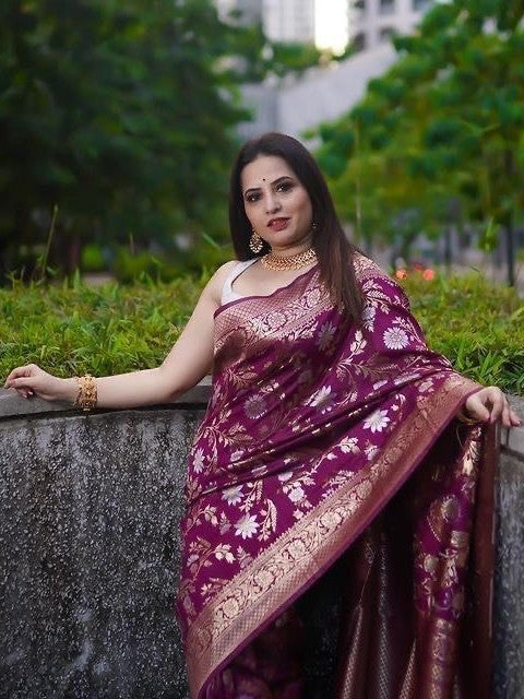 Semi Silk Kanjeevaram Elegant Design Saree