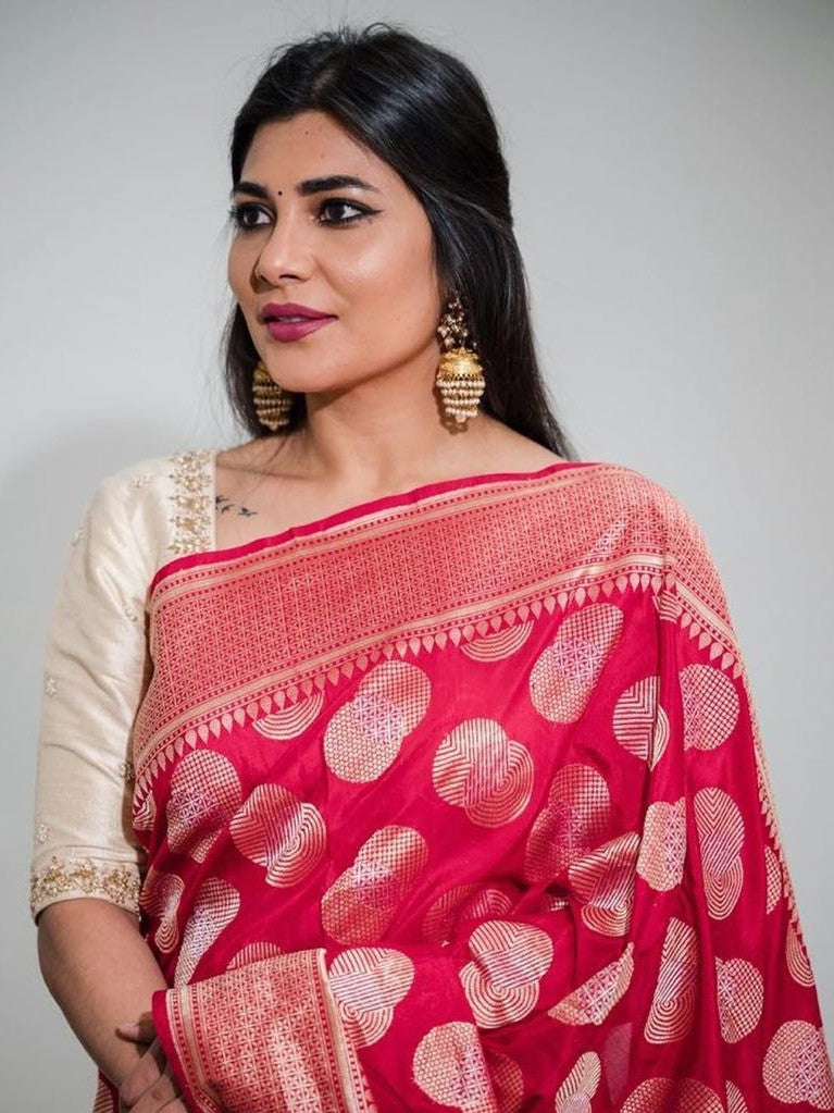 Semi Silk Kanjeevaram Elegant Design Saree