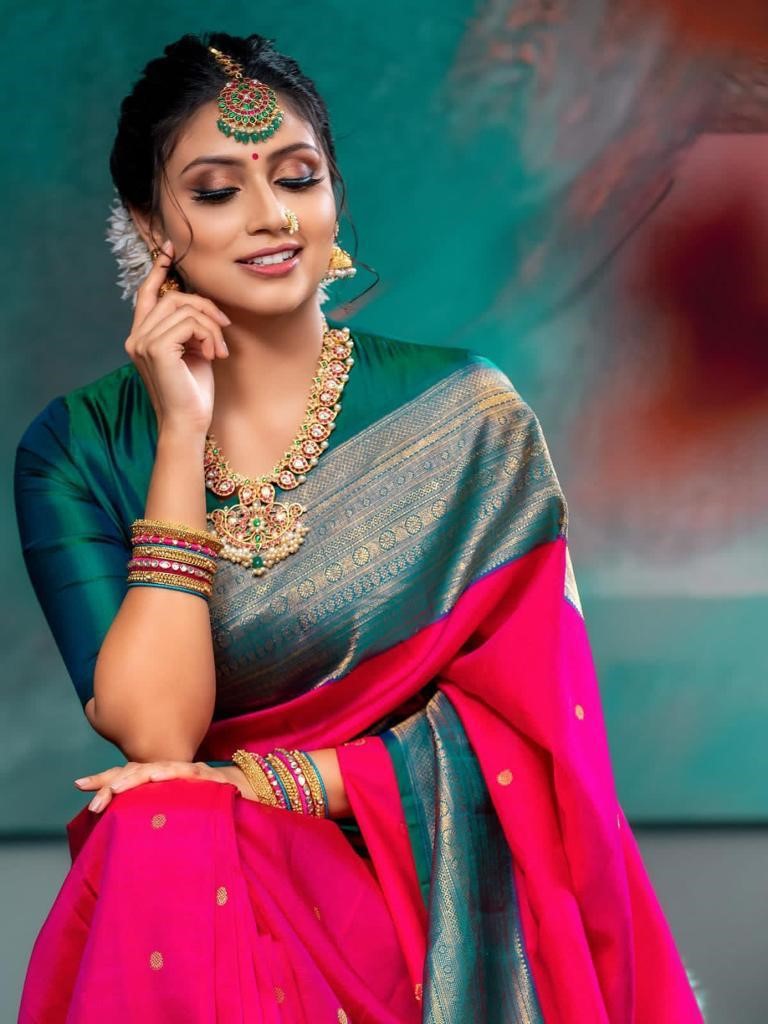 Art Silk Kanjeevaram Saree in Red and Green Shades