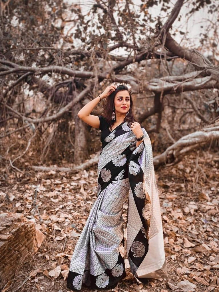Semi Silk Kanjeevaram Elegant Design Saree
