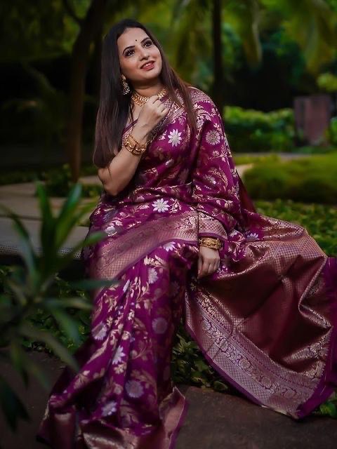 Semi Silk Kanjeevaram Elegant Design Saree