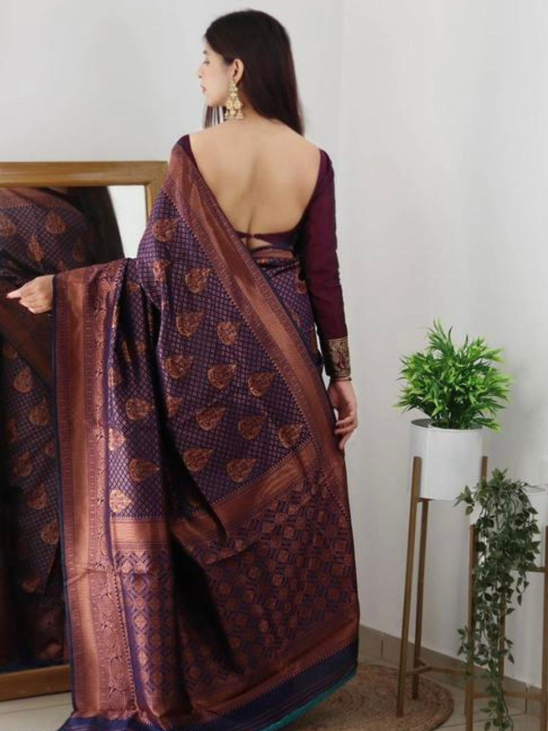 Semi Silk Kanjeevaram Elegant Design Saree