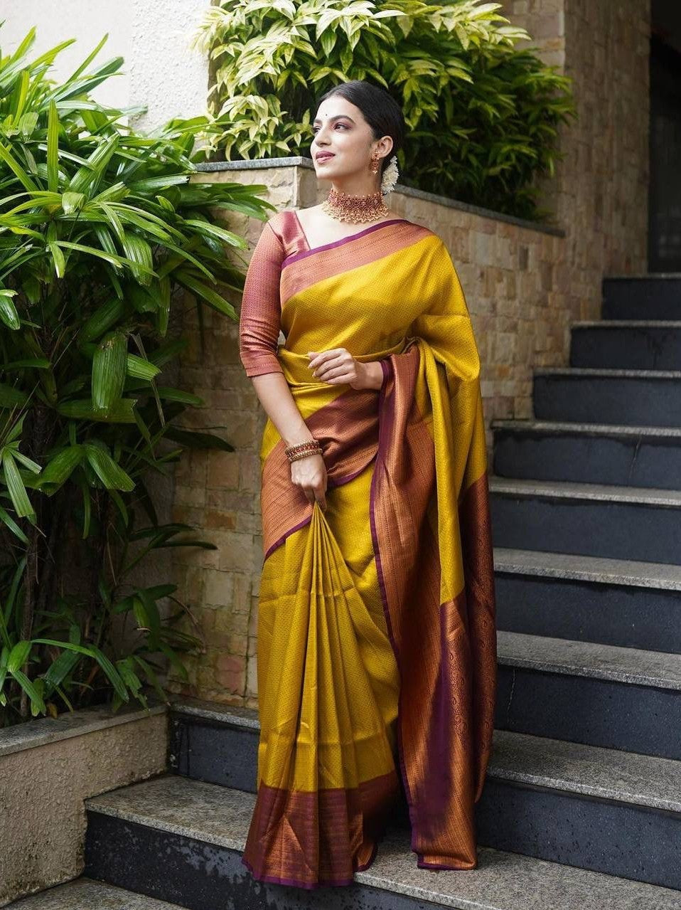Semi Silk Kanjeevaram Elegant Design Saree