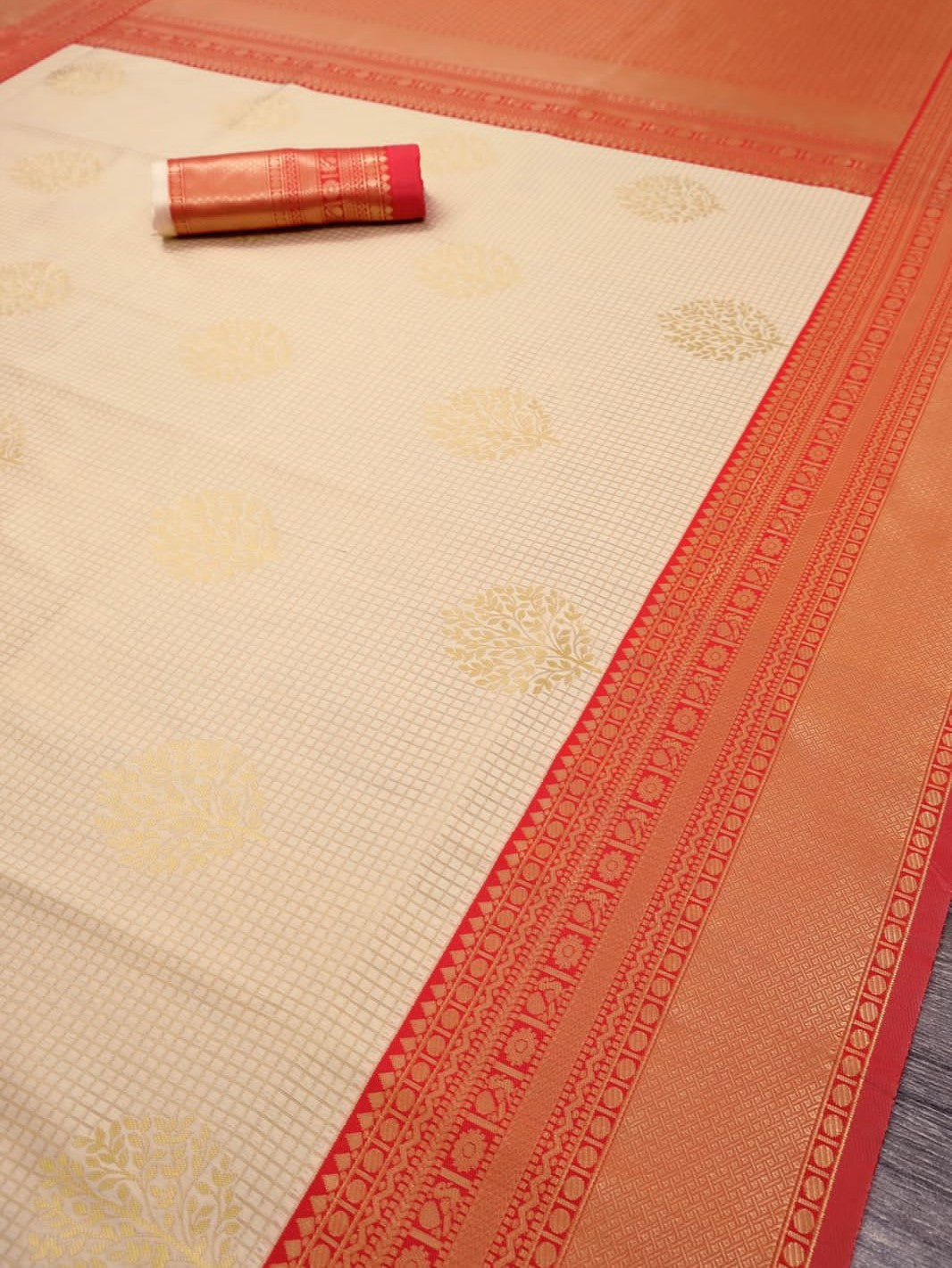 Semi Silk Kanjeevaram Elegant Design Cream Color Saree with Rich Pallu