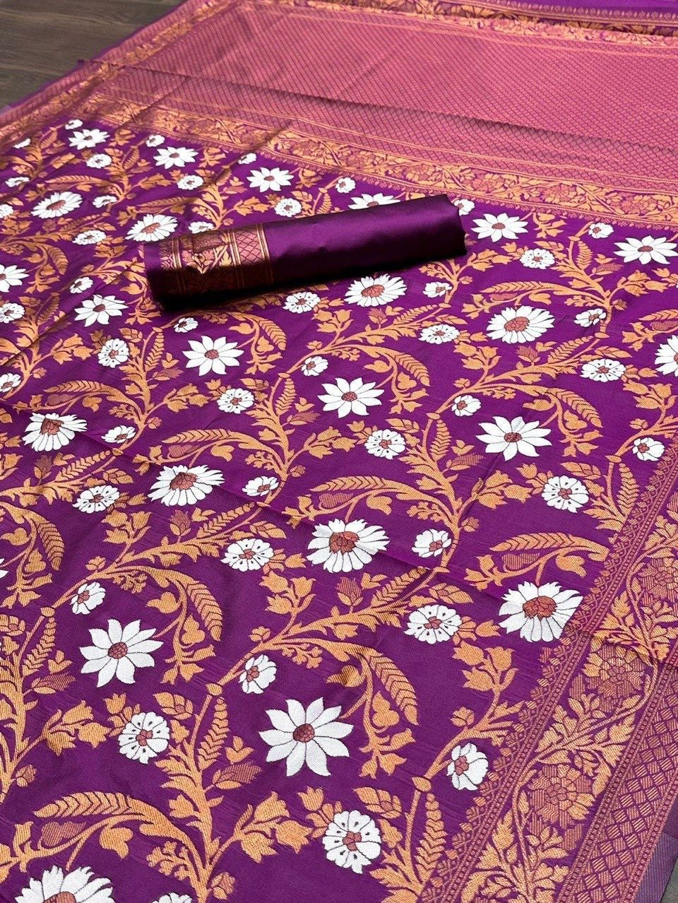 Semi Silk Kanjeevaram Elegant Design Saree